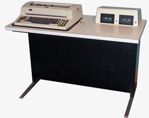 image of Wang 1220 word processor